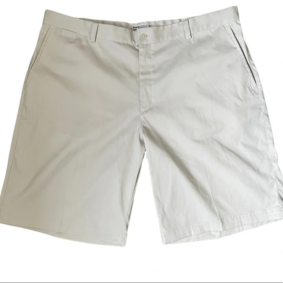 Nike Other - Nike Golf Tour  Performance Dri Fit Shorts Sz 40